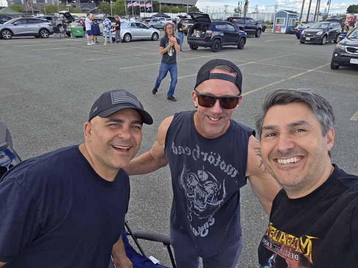 Deadlock, 2026. Tailgate edition. Still no roadies.